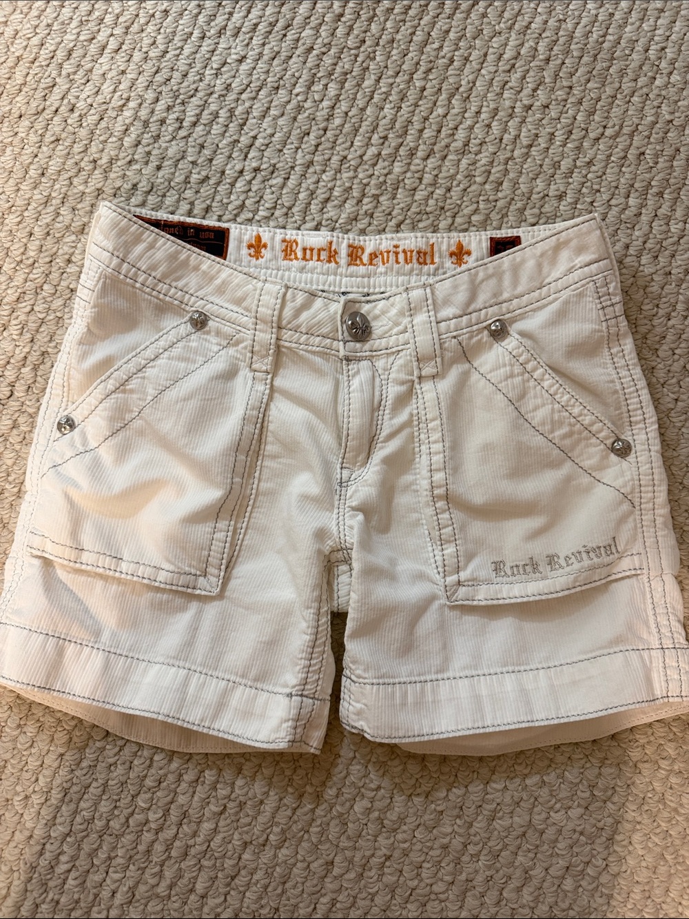 Rock Revival Women's Cream Utility Cargo Shorts